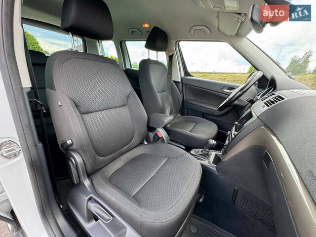 Белый Шкода Ети, объемом двигателя 2 л и пробегом 319 тыс. км за 14999 $, фото 29 на Automoto.ua
