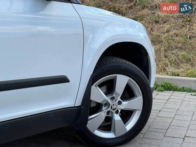 Шкода Ети 2016 в Стрые на Automoto.ua Белый Шкода Ети, объемом двигателя 2 л и пробегом 319 тыс. км за 14500 $, фото 25 на Automoto.ua