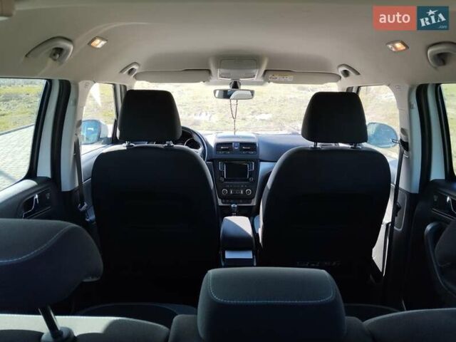 Белый Шкода Ети, объемом двигателя 1.97 л и пробегом 305 тыс. км за 12500 $, фото 17 на Automoto.ua