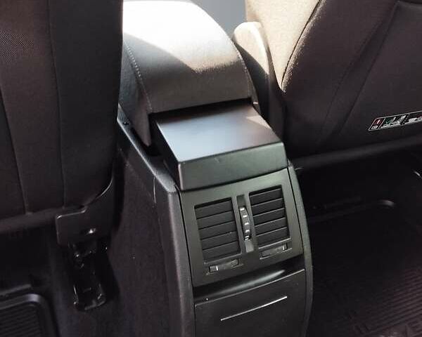 Белый Шкода Ети, объемом двигателя 1.97 л и пробегом 305 тыс. км за 12500 $, фото 10 на Automoto.ua