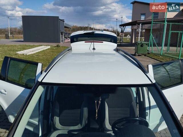 Белый Шкода Ети, объемом двигателя 1.97 л и пробегом 305 тыс. км за 12500 $, фото 4 на Automoto.ua