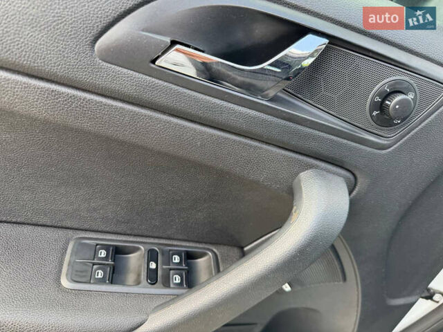 Шкода Ети 2016 в Стрые на Automoto.ua Белый Шкода Ети, объемом двигателя 2 л и пробегом 319 тыс. км за 14500 $, фото 47 на Automoto.ua