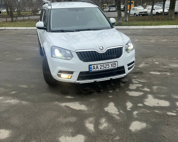 Белый Шкода Ети, объемом двигателя 1.97 л и пробегом 247 тыс. км за 15000 $, фото 2 на Automoto.ua