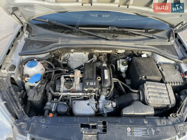 Бежевий Шкода Єті, об'ємом двигуна 1.2 л та пробігом 136 тис. км за 6999 $, фото 10 на Automoto.ua