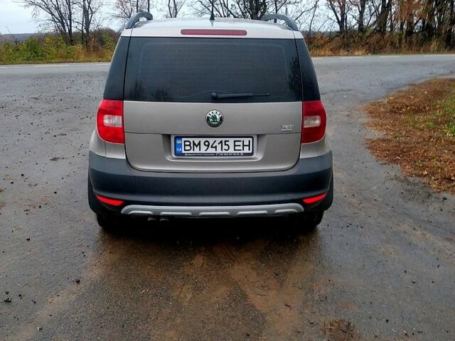 Бежевый Шкода Ети, объемом двигателя 1.6 л и пробегом 240 тыс. км за 7600 $, фото 6 на Automoto.ua