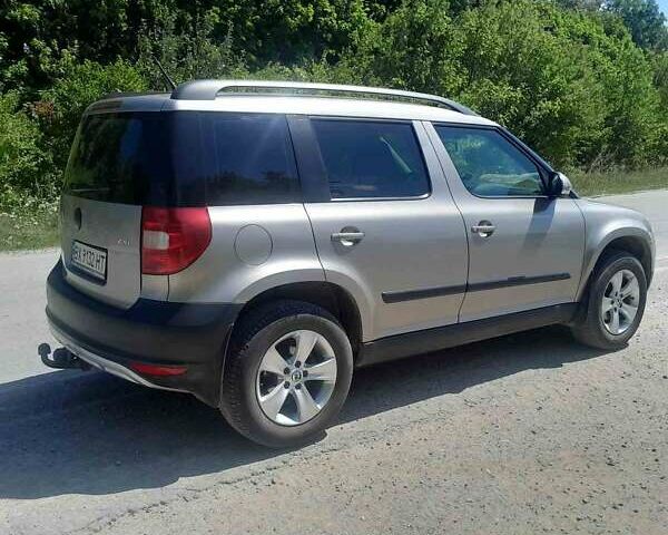 Бежевий Шкода Єті, об'ємом двигуна 1.2 л та пробігом 197 тис. км за 6500 $, фото 6 на Automoto.ua