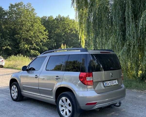 Бежевий Шкода Єті, об'ємом двигуна 1.97 л та пробігом 285 тис. км за 11300 $, фото 3 на Automoto.ua