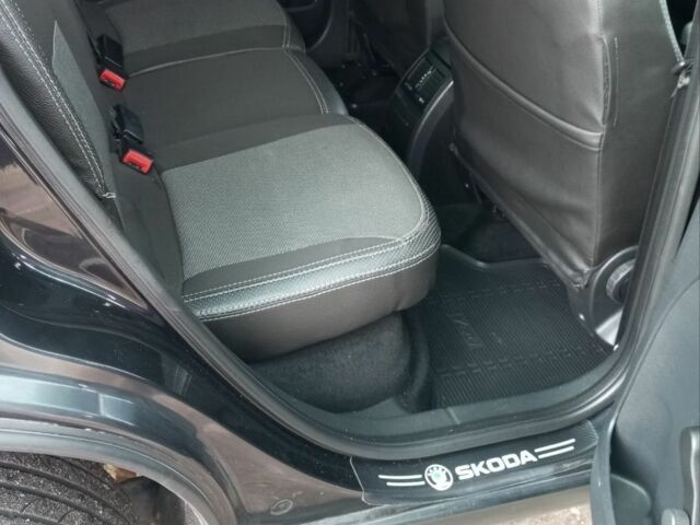 Шкода Єті 2009 у Верхнеднепровске на Automoto.ua Чорний Шкода Єті, об'ємом двигуна 1.8 л та пробігом 108 тис. км за 8100 $, фото 6 на Automoto.ua