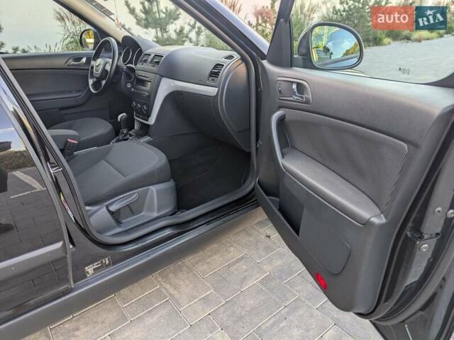 Черный Шкода Ети, объемом двигателя 1.8 л и пробегом 220 тыс. км за 7750 $, фото 33 на Automoto.ua