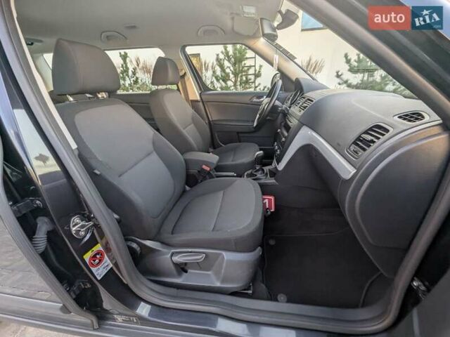 Черный Шкода Ети, объемом двигателя 1.8 л и пробегом 220 тыс. км за 7750 $, фото 32 на Automoto.ua