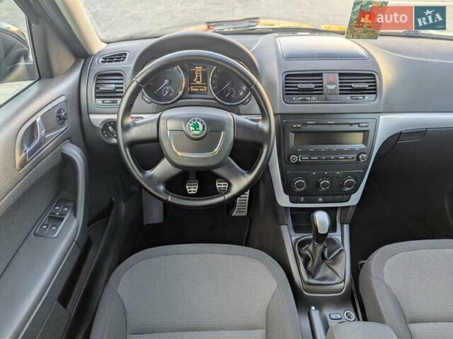 Черный Шкода Ети, объемом двигателя 1.8 л и пробегом 220 тыс. км за 7750 $, фото 27 на Automoto.ua