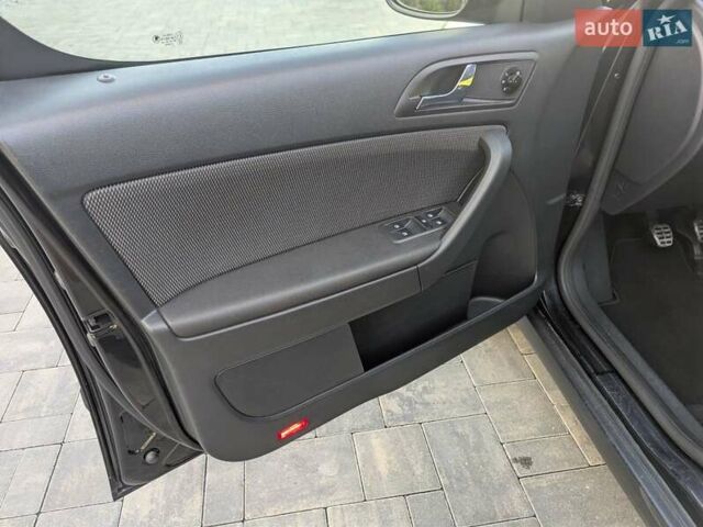 Черный Шкода Ети, объемом двигателя 1.8 л и пробегом 220 тыс. км за 7750 $, фото 25 на Automoto.ua