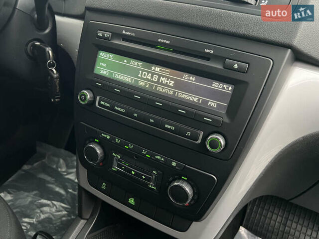 Черный Шкода Ети, объемом двигателя 1.8 л и пробегом 172 тыс. км за 9999 $, фото 47 на Automoto.ua