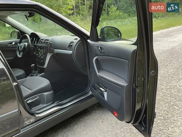 Чорний Шкода Єті, об'ємом двигуна 2 л та пробігом 195 тис. км за 9350 $, фото 27 на Automoto.ua