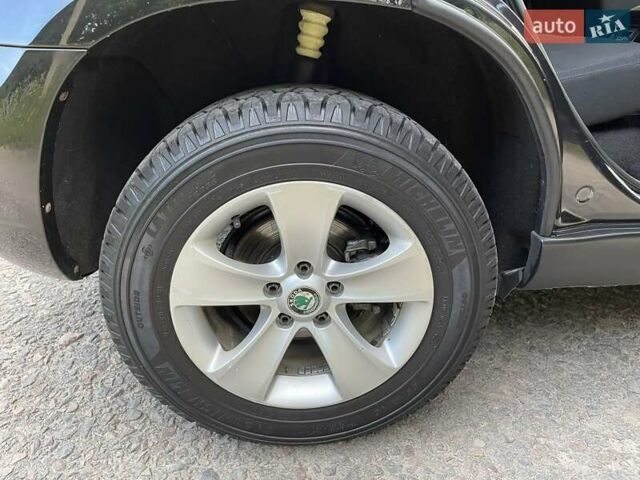 Чорний Шкода Єті, об'ємом двигуна 2 л та пробігом 195 тис. км за 9350 $, фото 28 на Automoto.ua