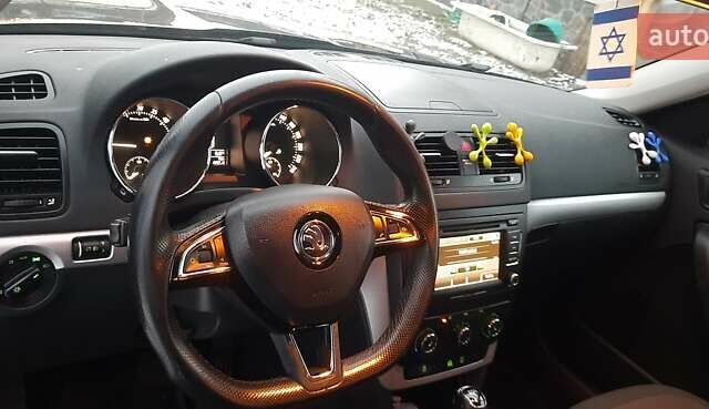 Черный Шкода Ети, объемом двигателя 1.97 л и пробегом 285 тыс. км за 12800 $, фото 5 на Automoto.ua