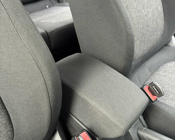 Черный Шкода Ети, объемом двигателя 1.8 л и пробегом 150 тыс. км за 12500 $, фото 42 на Automoto.ua