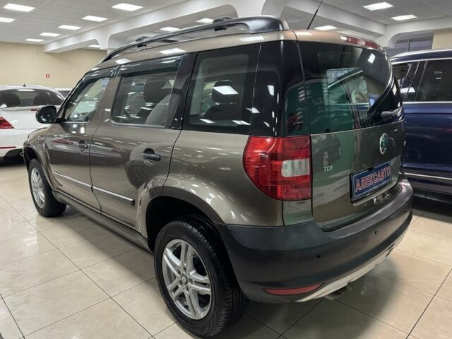 Коричневый Шкода Ети, объемом двигателя 2 л и пробегом 210 тыс. км за 7000 $, фото 1 на Automoto.ua