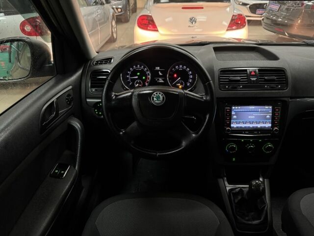 Коричневый Шкода Ети, объемом двигателя 2 л и пробегом 210 тыс. км за 7000 $, фото 13 на Automoto.ua