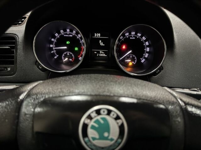 Коричневый Шкода Ети, объемом двигателя 2 л и пробегом 210 тыс. км за 7000 $, фото 17 на Automoto.ua