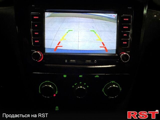 Коричневый Шкода Ети, объемом двигателя 2 л и пробегом 210 тыс. км за 7000 $, фото 11 на Automoto.ua