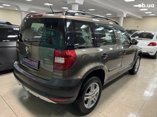 Коричневый Шкода Ети, объемом двигателя 0 л и пробегом 210 тыс. км за 7000 $, фото 5 на Automoto.ua