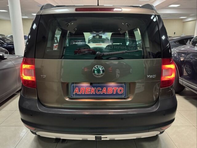 Коричневый Шкода Ети, объемом двигателя 2 л и пробегом 210 тыс. км за 7000 $, фото 3 на Automoto.ua