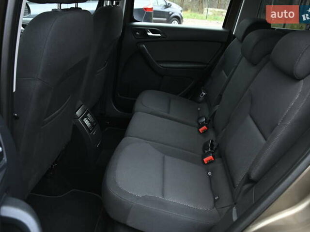 Коричневый Шкода Ети, объемом двигателя 1.8 л и пробегом 177 тыс. км за 8200 $, фото 34 на Automoto.ua