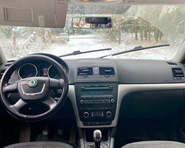 Коричневий Шкода Єті, об'ємом двигуна 1.8 л та пробігом 216 тис. км за 6400 $, фото 5 на Automoto.ua