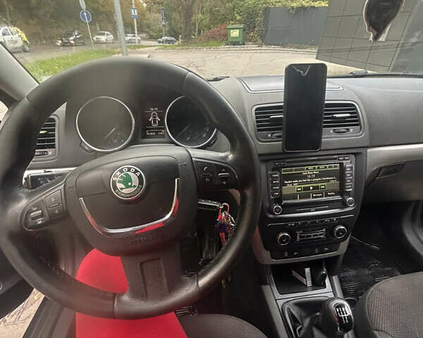 Коричневий Шкода Єті, об'ємом двигуна 1.97 л та пробігом 433 тис. км за 7000 $, фото 7 на Automoto.ua