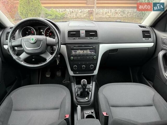 Коричневий Шкода Єті, об'ємом двигуна 1.2 л та пробігом 127 тис. км за 6900 $, фото 56 на Automoto.ua