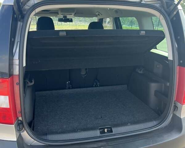 Коричневый Шкода Ети, объемом двигателя 1.97 л и пробегом 181 тыс. км за 12000 $, фото 8 на Automoto.ua