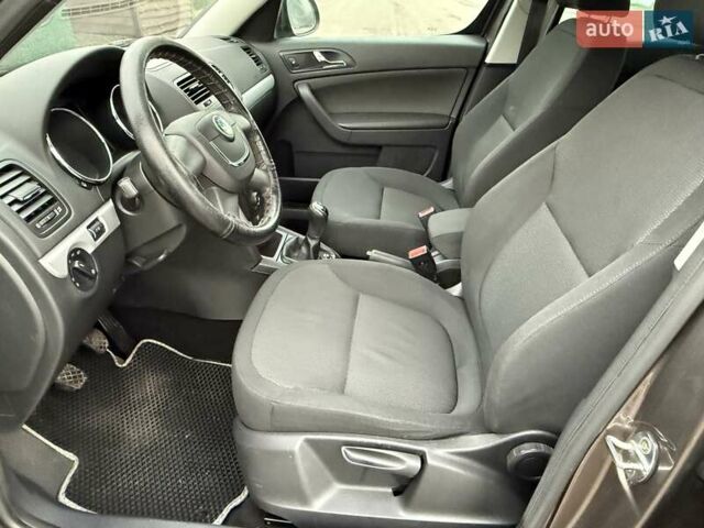 Коричневий Шкода Єті, об'ємом двигуна 1.2 л та пробігом 127 тис. км за 6900 $, фото 40 на Automoto.ua