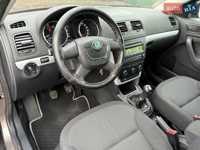 Коричневий Шкода Єті, об'ємом двигуна 1.2 л та пробігом 127 тис. км за 6900 $, фото 44 на Automoto.ua