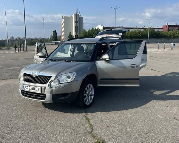 Коричневый Шкода Ети, объемом двигателя 1.97 л и пробегом 181 тыс. км за 12000 $, фото 10 на Automoto.ua