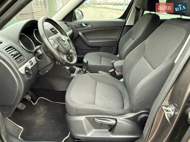 Коричневий Шкода Єті, об'ємом двигуна 1.2 л та пробігом 127 тис. км за 6900 $, фото 39 на Automoto.ua