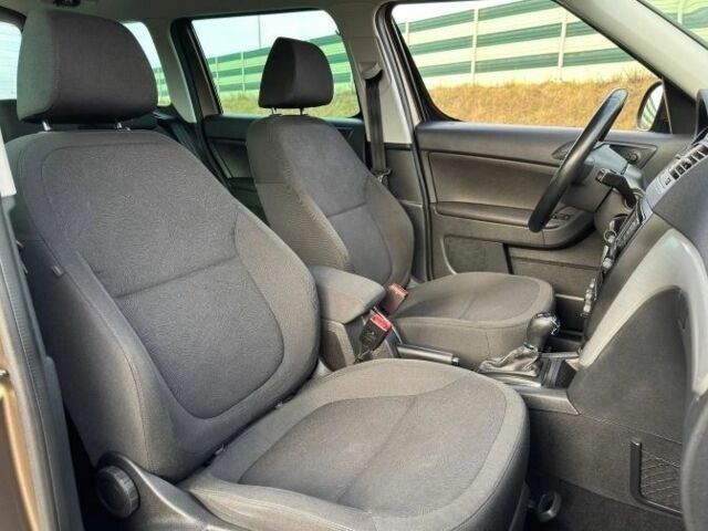 Коричневый Шкода Ети, объемом двигателя 1.2 л и пробегом 107 тыс. км за 7900 $, фото 21 на Automoto.ua