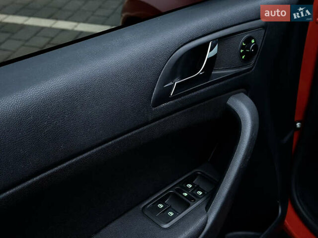 Красный Шкода Ети, объемом двигателя 0 л и пробегом 198 тыс. км за 9999 $, фото 44 на Automoto.ua