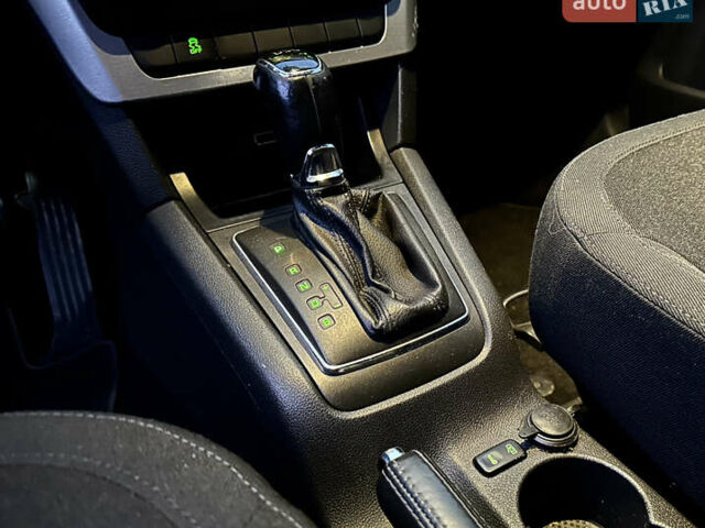 Красный Шкода Ети, объемом двигателя 0 л и пробегом 198 тыс. км за 9999 $, фото 59 на Automoto.ua