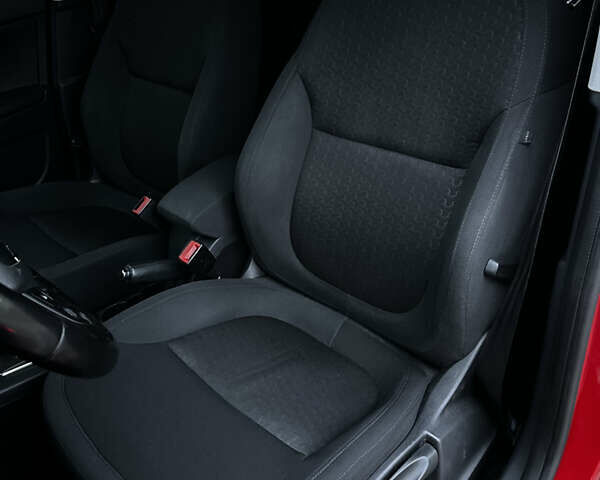 Красный Шкода Ети, объемом двигателя 0 л и пробегом 198 тыс. км за 9999 $, фото 42 на Automoto.ua