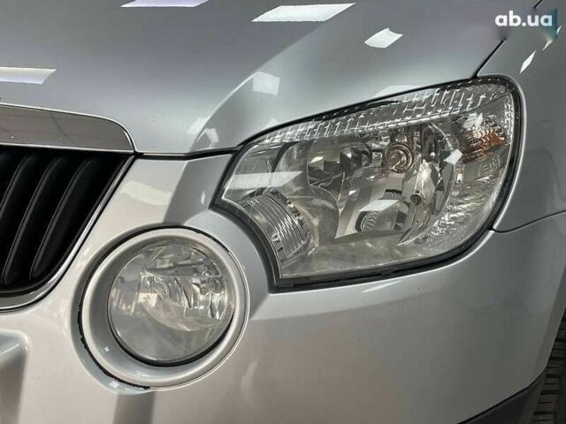 Шкода Ети, объемом двигателя 2 л и пробегом 328 тыс. км за 7990 $, фото 4 на Automoto.ua