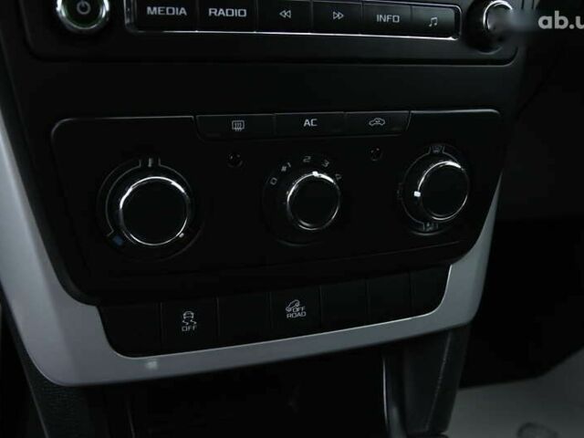 Шкода Ети, объемом двигателя 1.8 л и пробегом 177 тыс. км за 8200 $, фото 27 на Automoto.ua