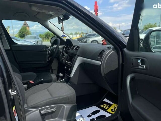 Шкода Єті, об'ємом двигуна 2 л та пробігом 124 тис. км за 10700 $, фото 8 на Automoto.ua