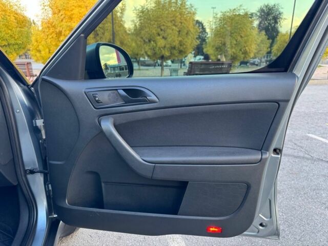Серый Шкода Ети, объемом двигателя 0 л и пробегом 316 тыс. км за 8500 $, фото 9 на Automoto.ua