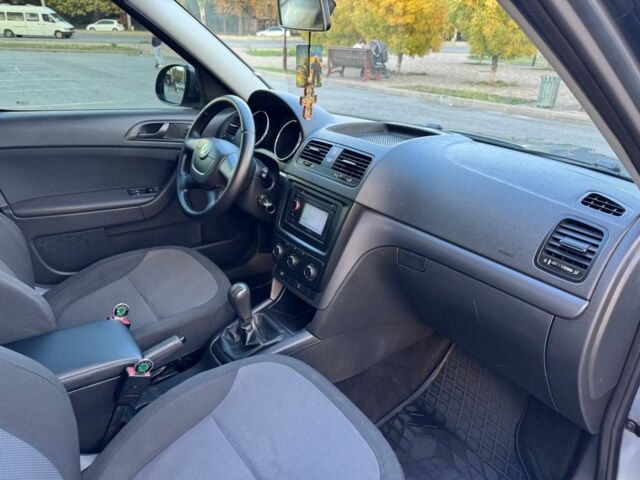 Серый Шкода Ети, объемом двигателя 0 л и пробегом 316 тыс. км за 8500 $, фото 7 на Automoto.ua