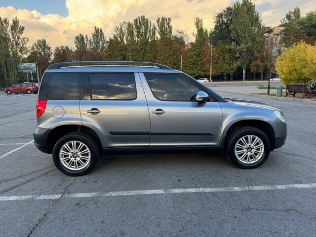 Серый Шкода Ети, объемом двигателя 0 л и пробегом 316 тыс. км за 8500 $, фото 1 на Automoto.ua