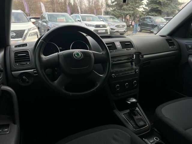 Серый Шкода Ети, объемом двигателя 1.2 л и пробегом 206 тыс. км за 8300 $, фото 13 на Automoto.ua