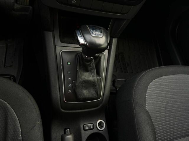 Серый Шкода Ети, объемом двигателя 1.2 л и пробегом 206 тыс. км за 8300 $, фото 12 на Automoto.ua