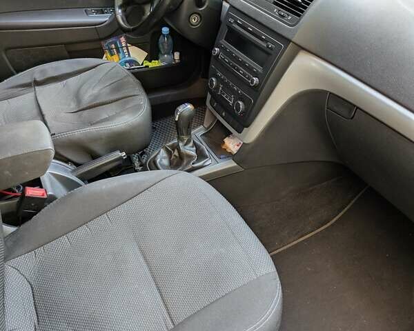 Шкода Ети 2009 в Киеве на Automoto.ua Серый Шкода Ети, объемом двигателя 1.8 л и пробегом 315 тыс. км за 6300 $, фото 5 на Automoto.ua