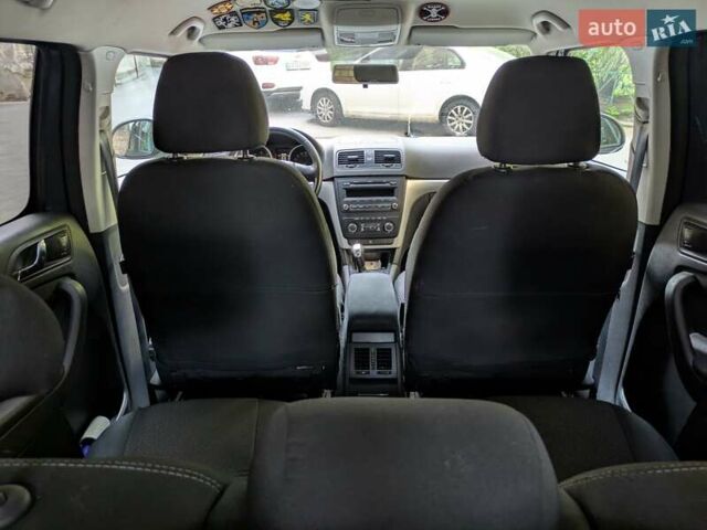 Шкода Ети 2009 в Киеве на Automoto.ua Серый Шкода Ети, объемом двигателя 1.8 л и пробегом 315 тыс. км за 6300 $, фото 8 на Automoto.ua